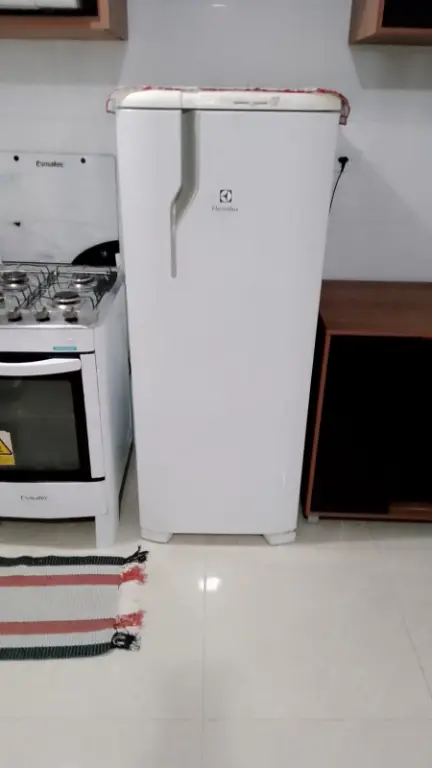 VB GESTAO IMOBILIARIA Apartamento, 2 Dorms à Venda, Vila Guilhermina, 42 m² por R$ 279.000,00 8